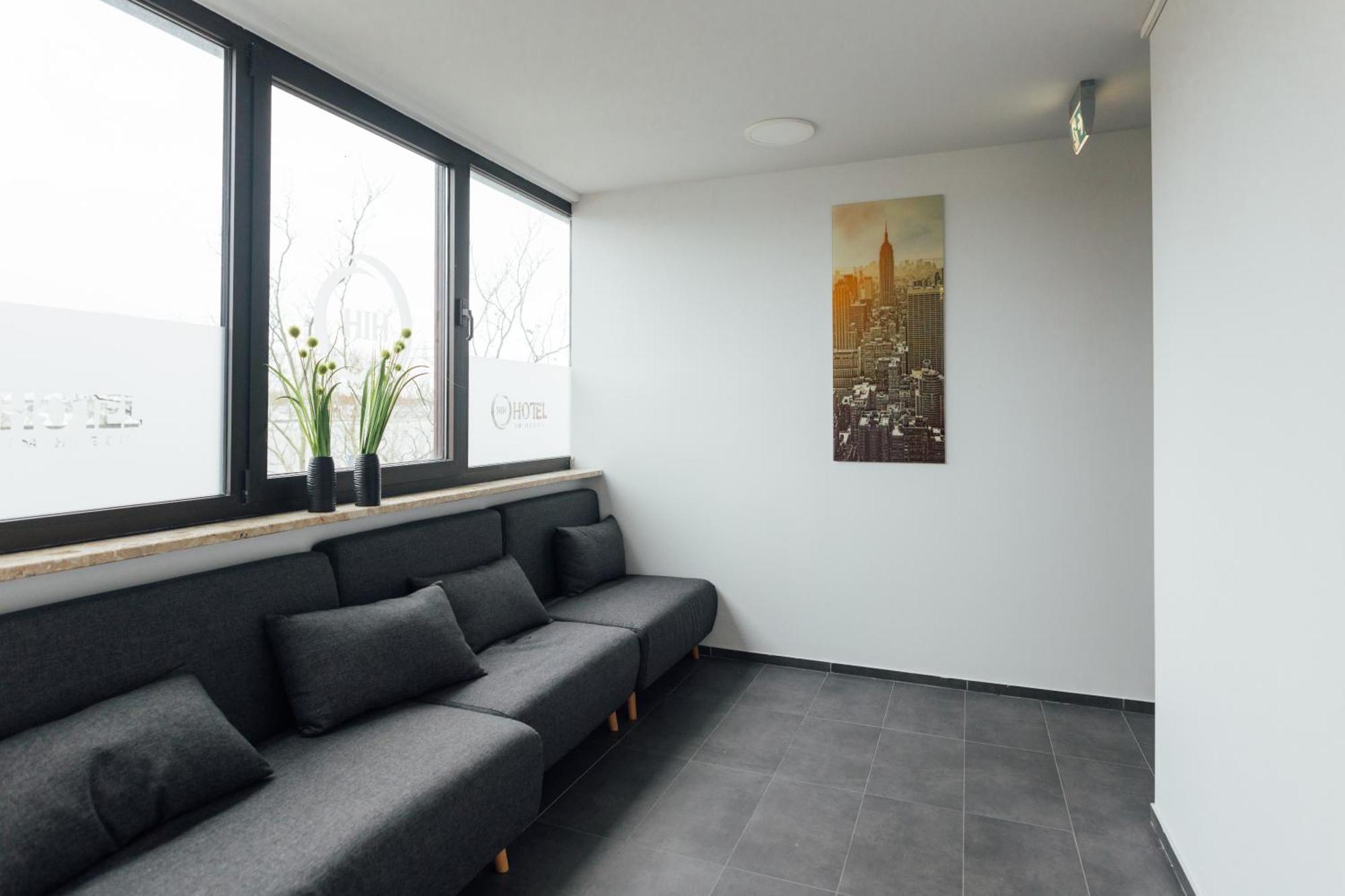 Hotel Im Hegen Oststeinbek ภายนอก รูปภาพ
